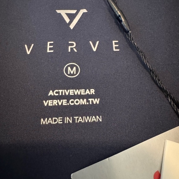 Modern Blue Short Sleeve Tee with Relaxed Fit - Picture 8 of 9